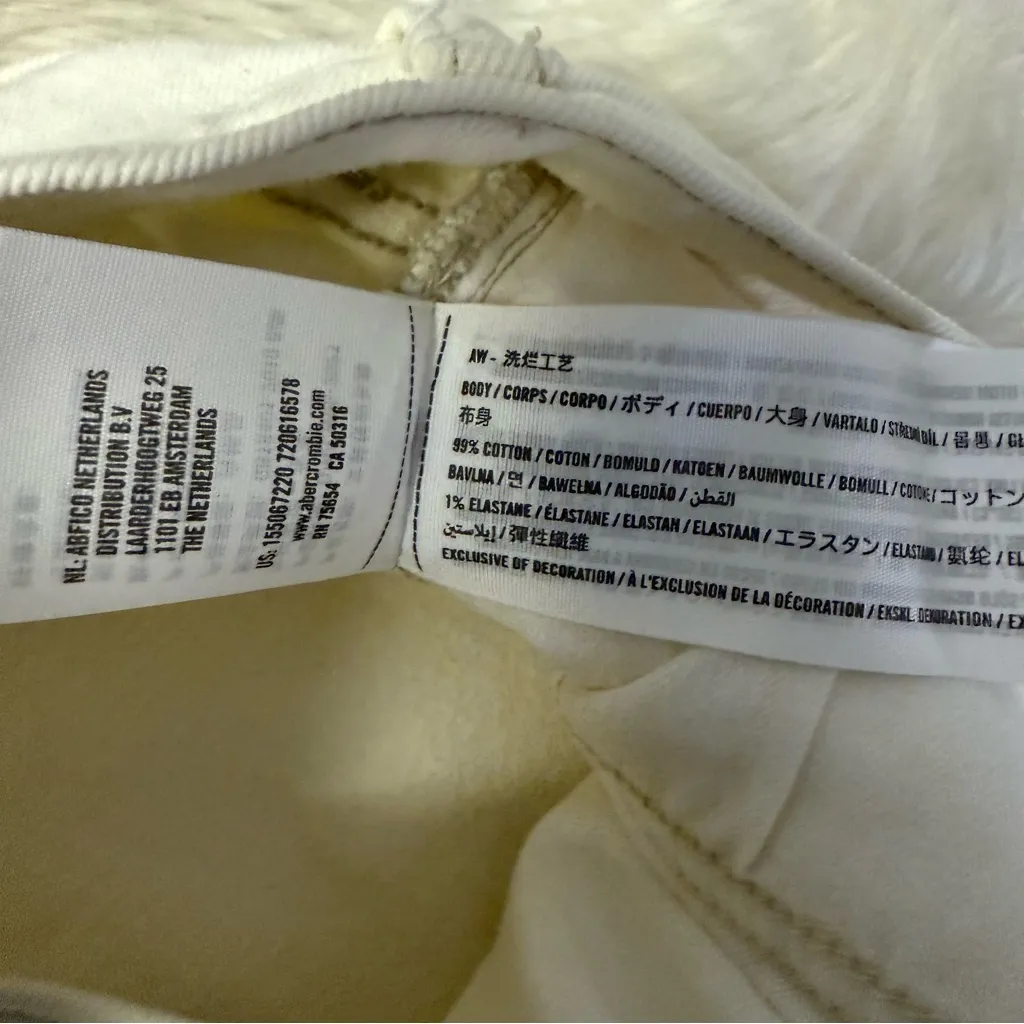 Abercrombie & Fitch The 90s Straight Low Rise Jeans – Women’s Size 27 / 4 Ivory - Image 4