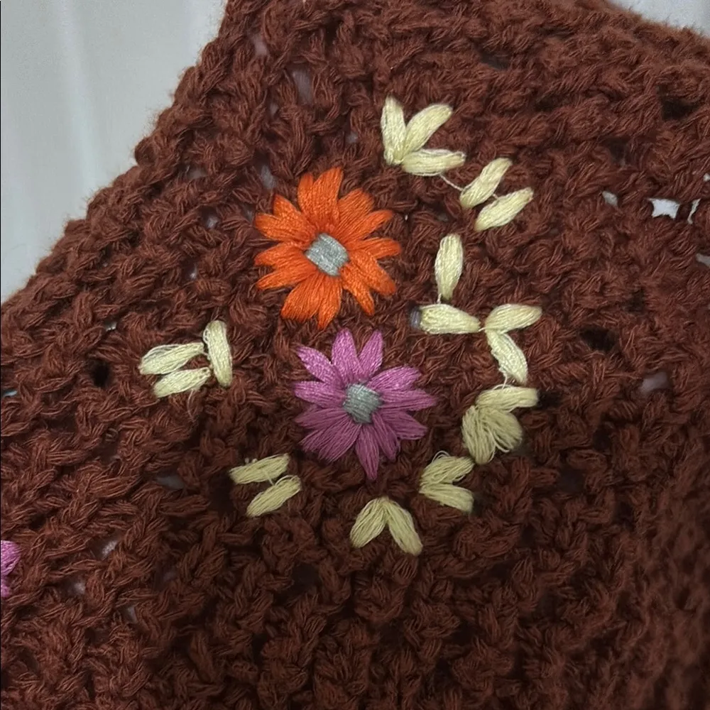 NWOT Free People Embroidered Wildflowers Cardi in Henna - Image 3