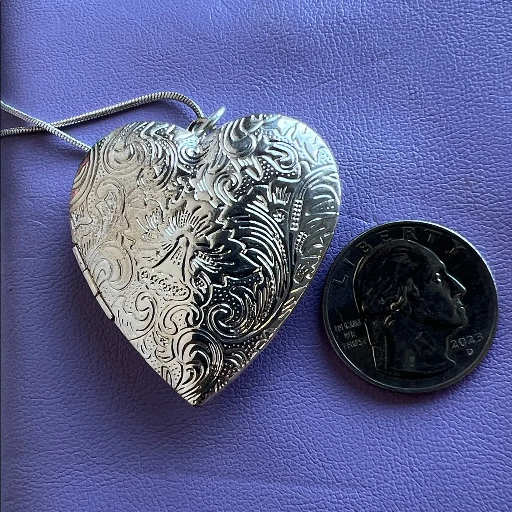 Hand Crafted Silver 925 Heart Locket Necklace - Image 3