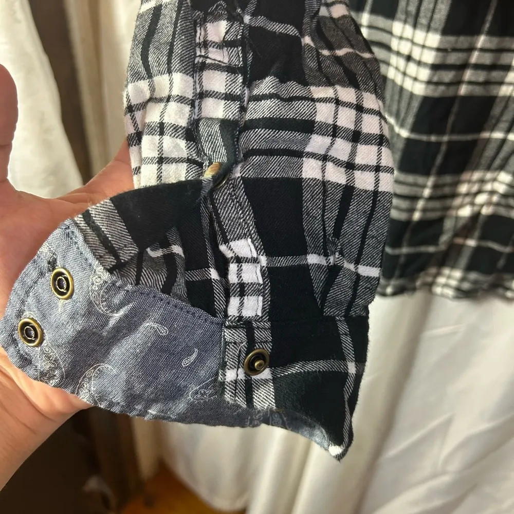 Jachs Girlfriend Black/white Plaid Flannel Shirt Size Large with Snaps - Image 11