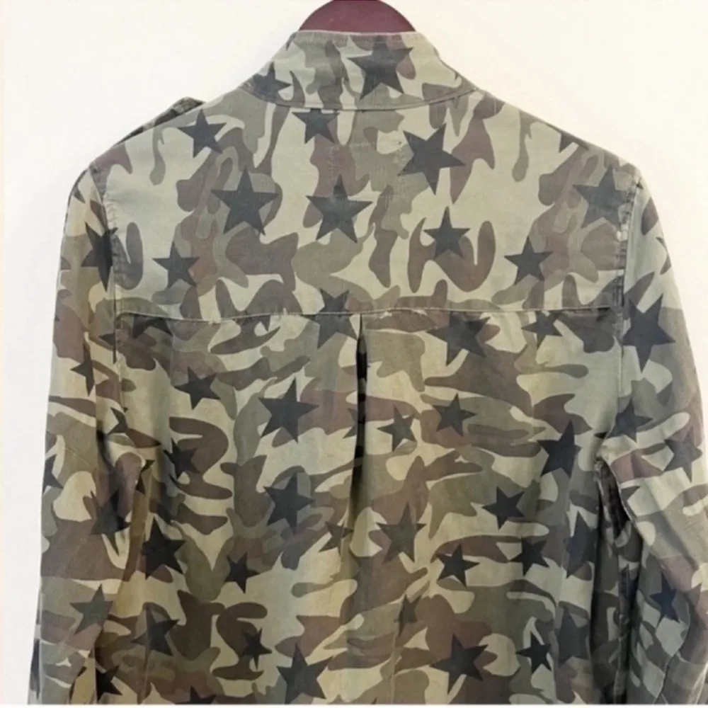 Hendrick Star Camo Jacket Green Army Frayed Hem Women’s Small Button Front - Image 8