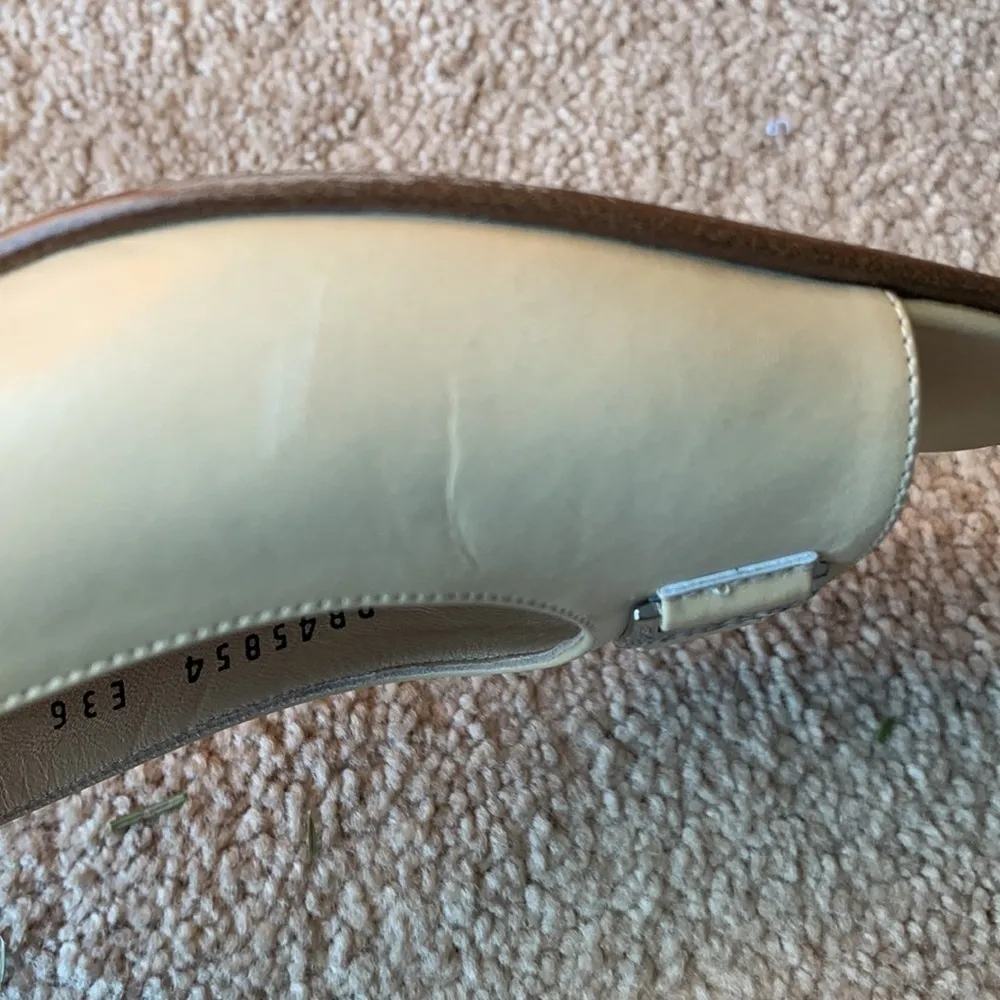 Salvatore Ferragamo | Salvatore Ferragamo Neutrals Leather Slingback Heels - Image 11