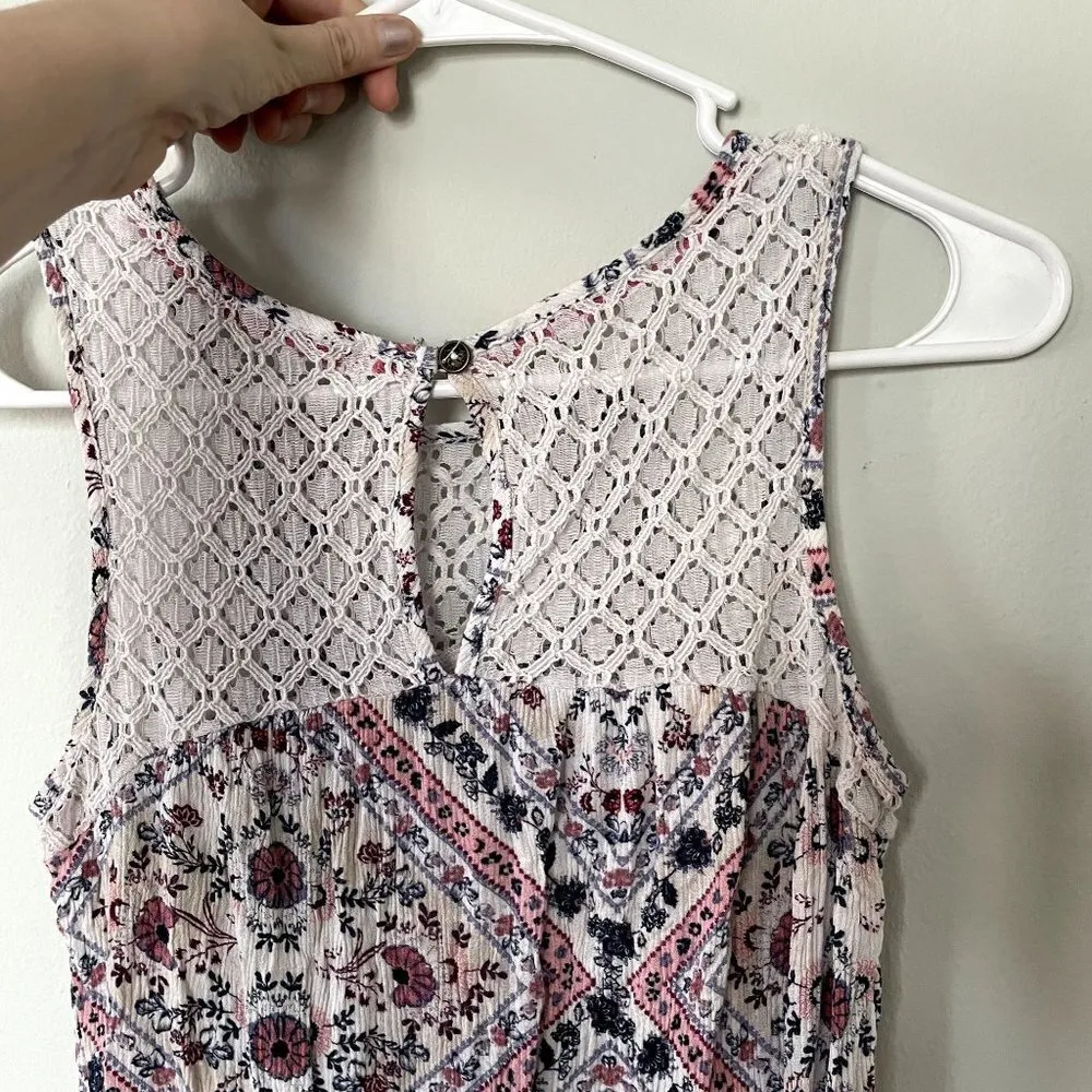 Rewind pink blue floral white lace sleeveless summer top casual women size M - Image 6