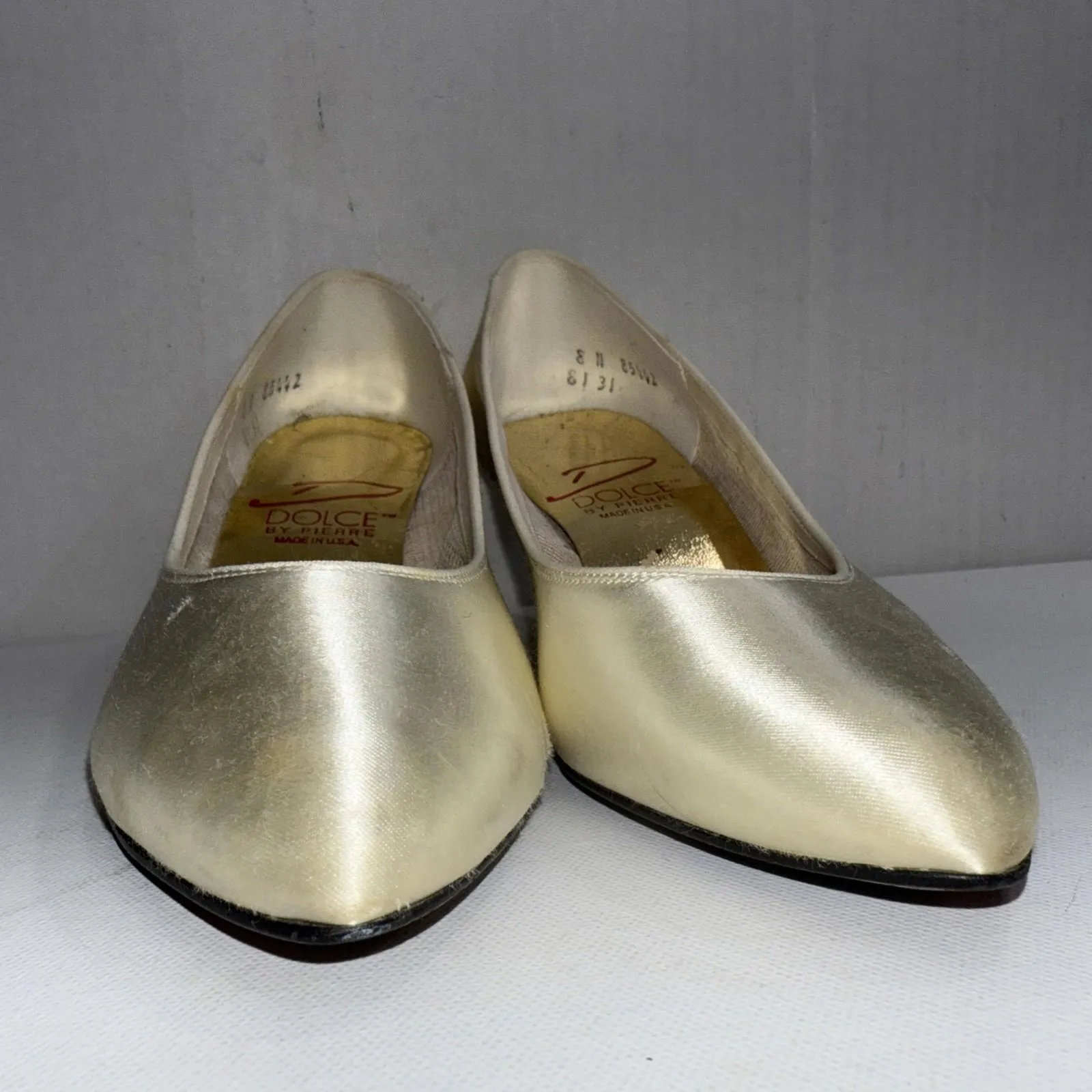 Vintage Dolce By Pierre Wedding Minimalist Ivory Satin Kitten Heel Pumps 8N Size 8 - Image 7