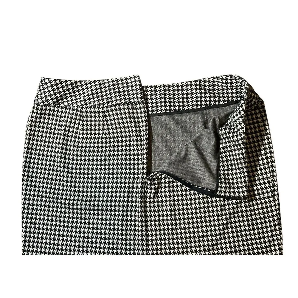 Lane Bryant Women's Straight Skirt Size 18 - Image 4