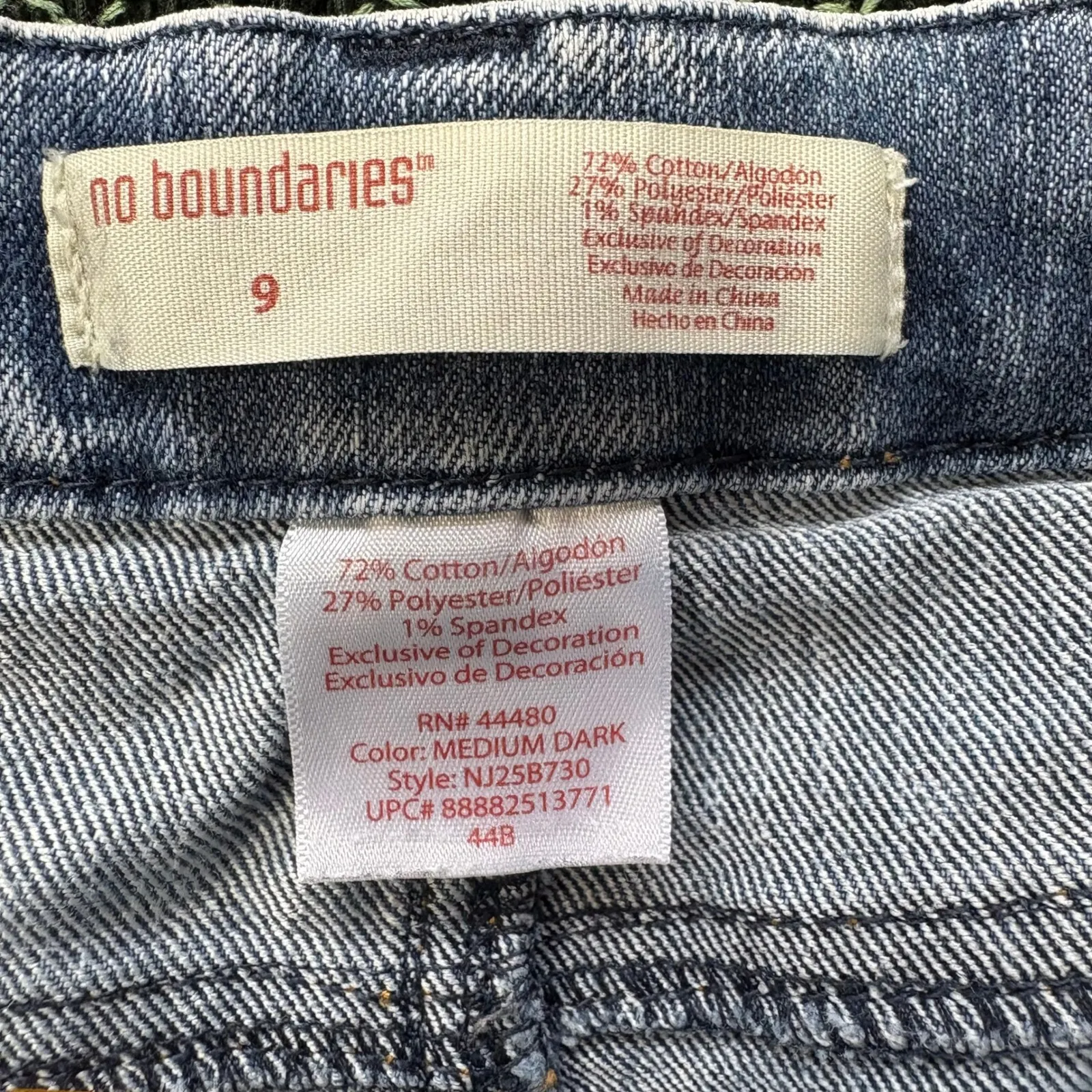 Y2K No Boundaries Women's Denim Shorts Embroidered Acid‎ Wash Raw Hem 9 - Image 5