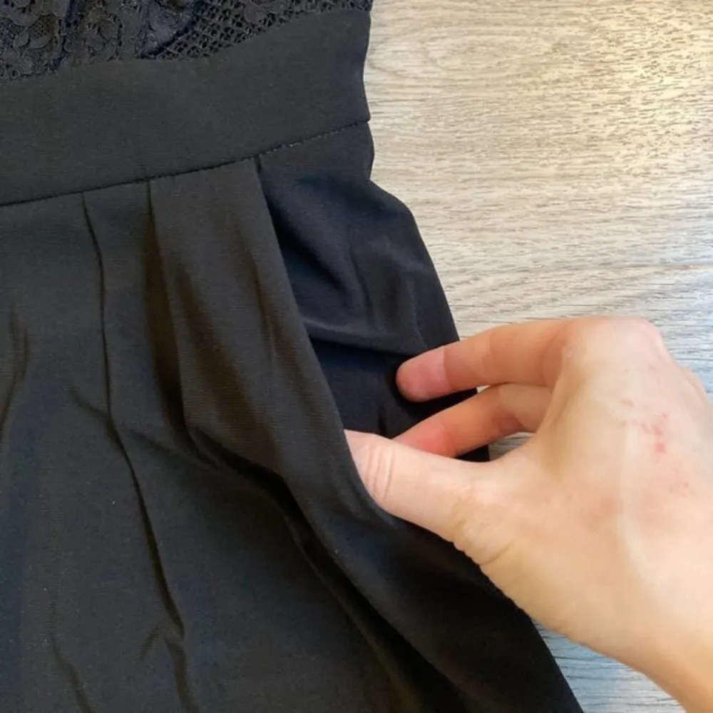 Julia Jordan Black Lace Bodice Jumpsuit Size 4 - Image 8