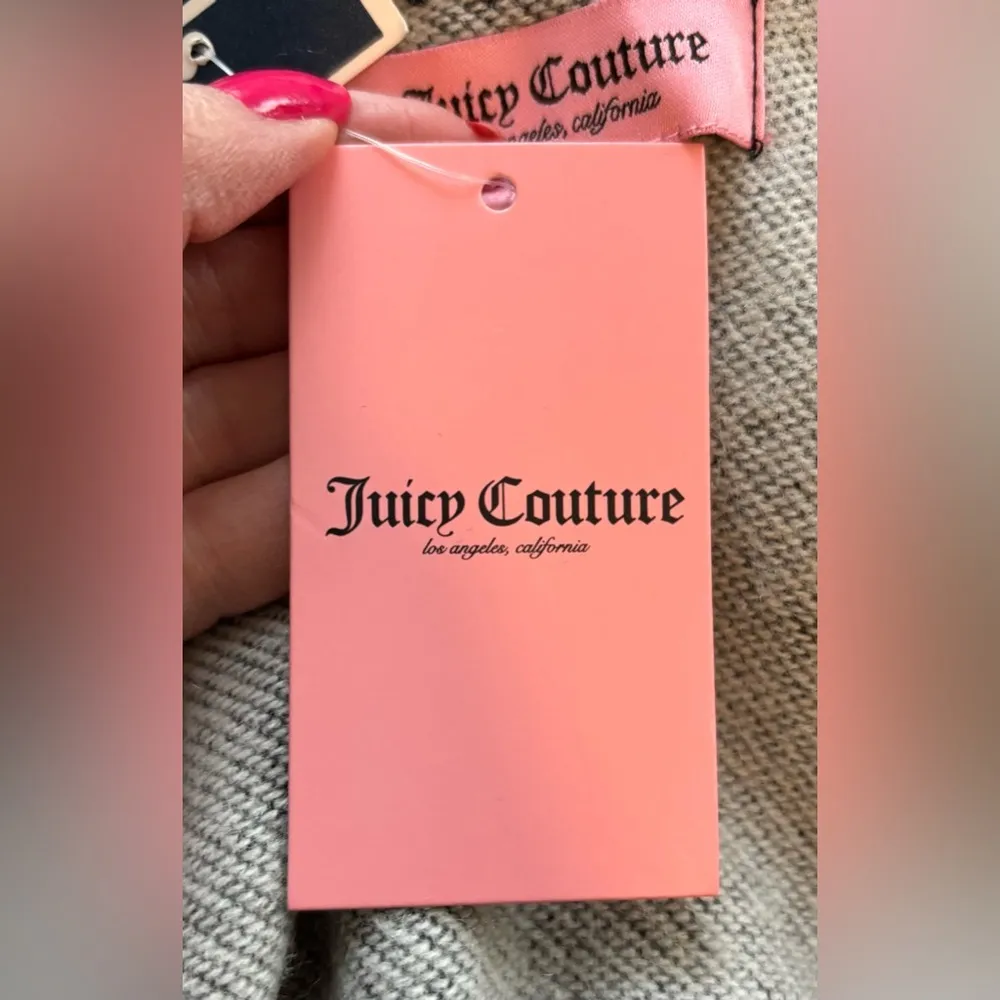 NWT Juicy Couture Acrylic/ Polyester Wrap - Image 7