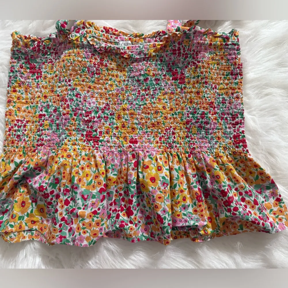 🎄J. Crew Multicolor Floral Smocked Camisole - Image 3