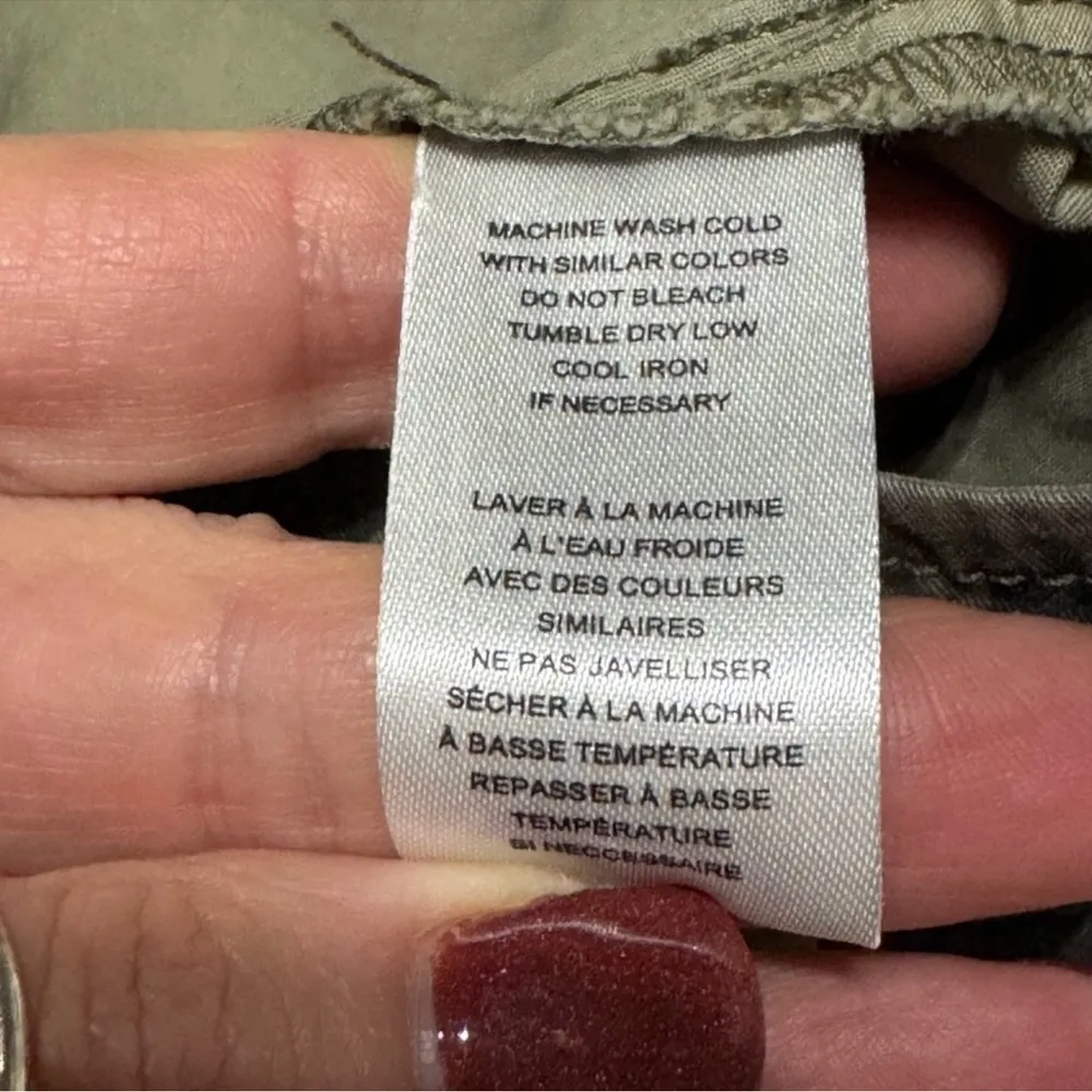 Natural Reflections Camouflage Midi Skirt
Green and Brown Pockets Size 10 - Image 13