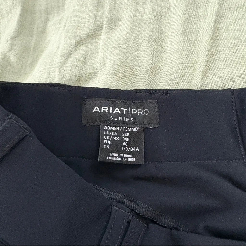 NWT Ariat tri Factor Grip Full Seat Breech Pants Black Size 34 Regular - Image 2