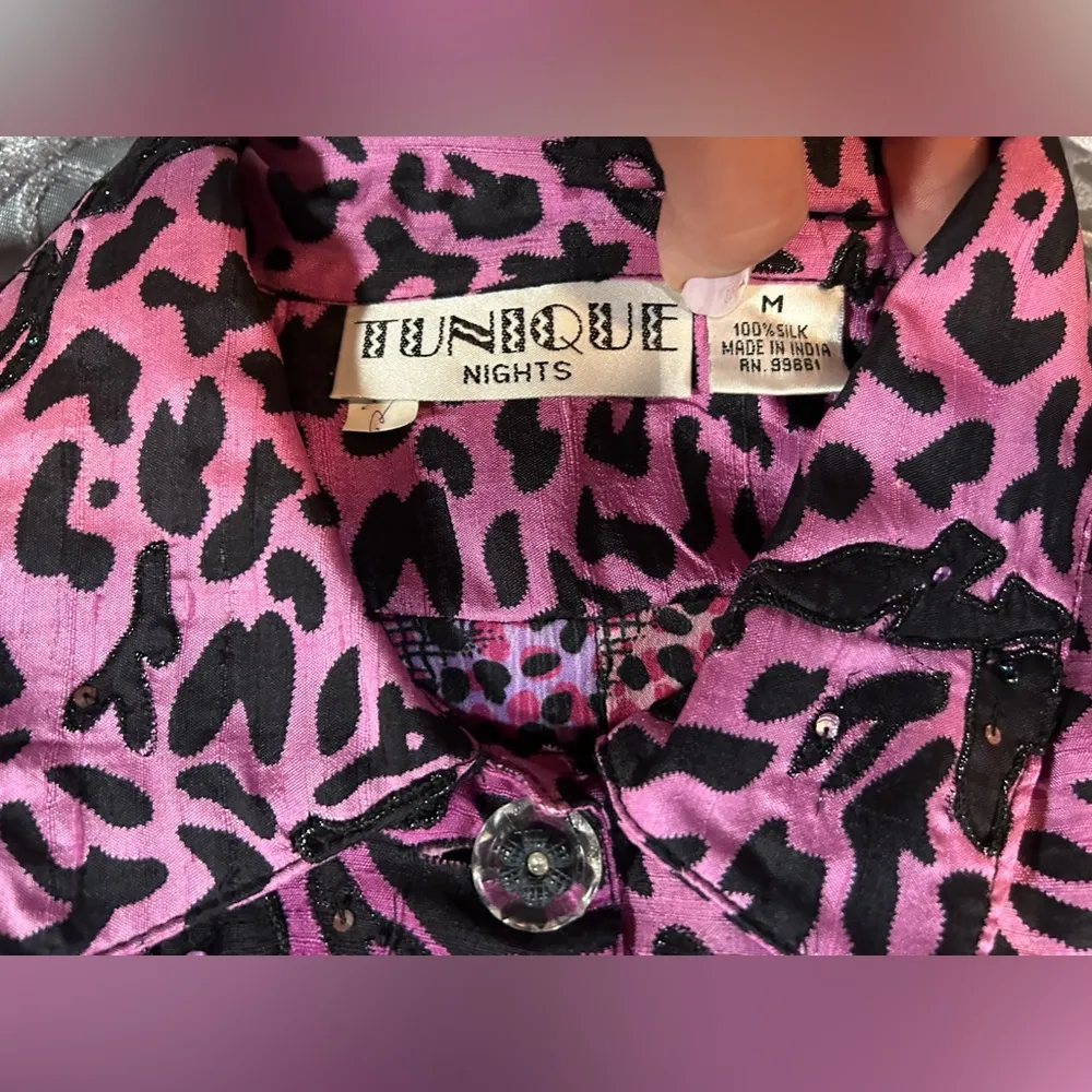 Purple Silk Sequin/Beaded Leopard Print Lined Buttonup Size M - Image 12