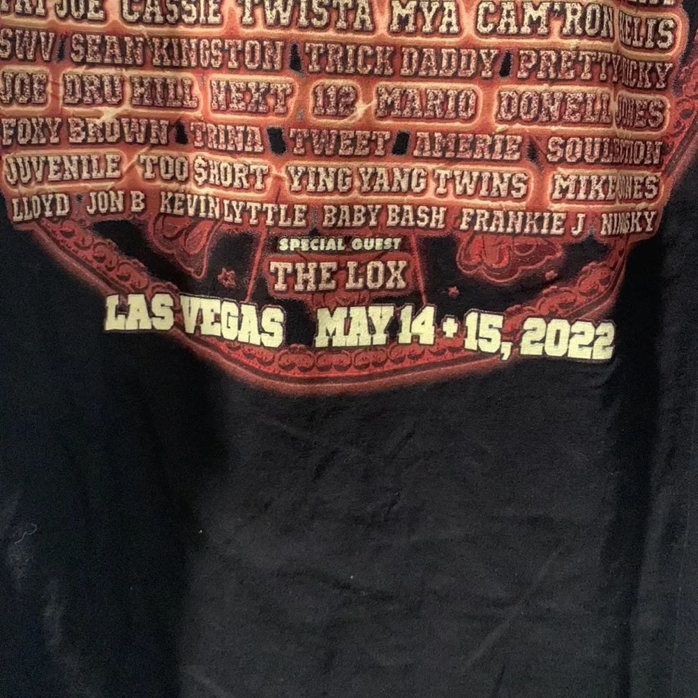 Lovers & Friends Black Graphic Concert Shirt Las Vegas 2022 Size XL EUC #1851 - Image 8