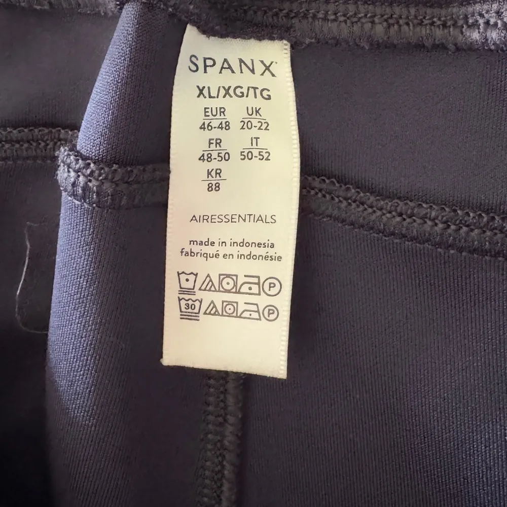 SPANX AirEssentials Tapered Pant navy blue size XL - Image 3