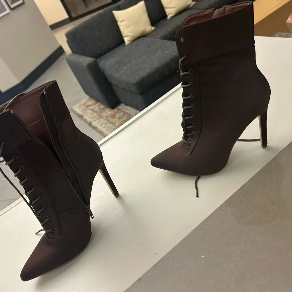 Boots Elegant Brown Lace - Image 2