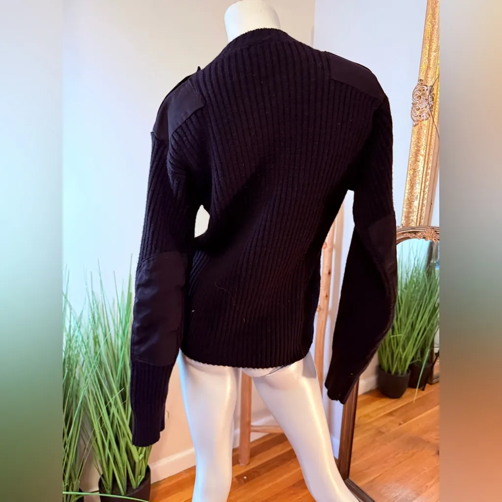 Knew Knits Brigade Quartermasters Sweater Citadel Wool Pullover V Neck Medium Black - Image 7