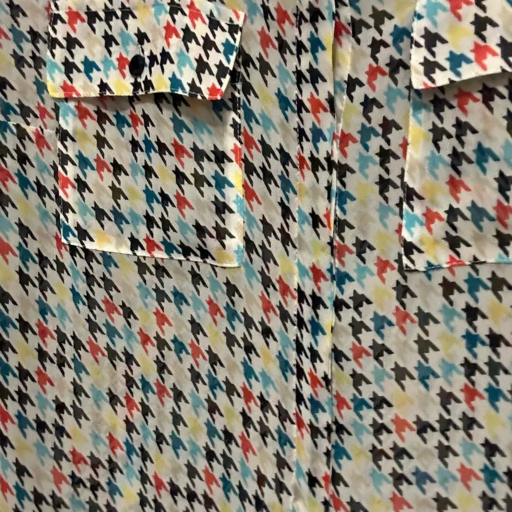 Liz Claiborne colorful thin almost sheer blouse with geometric design. Petite M - Image 2