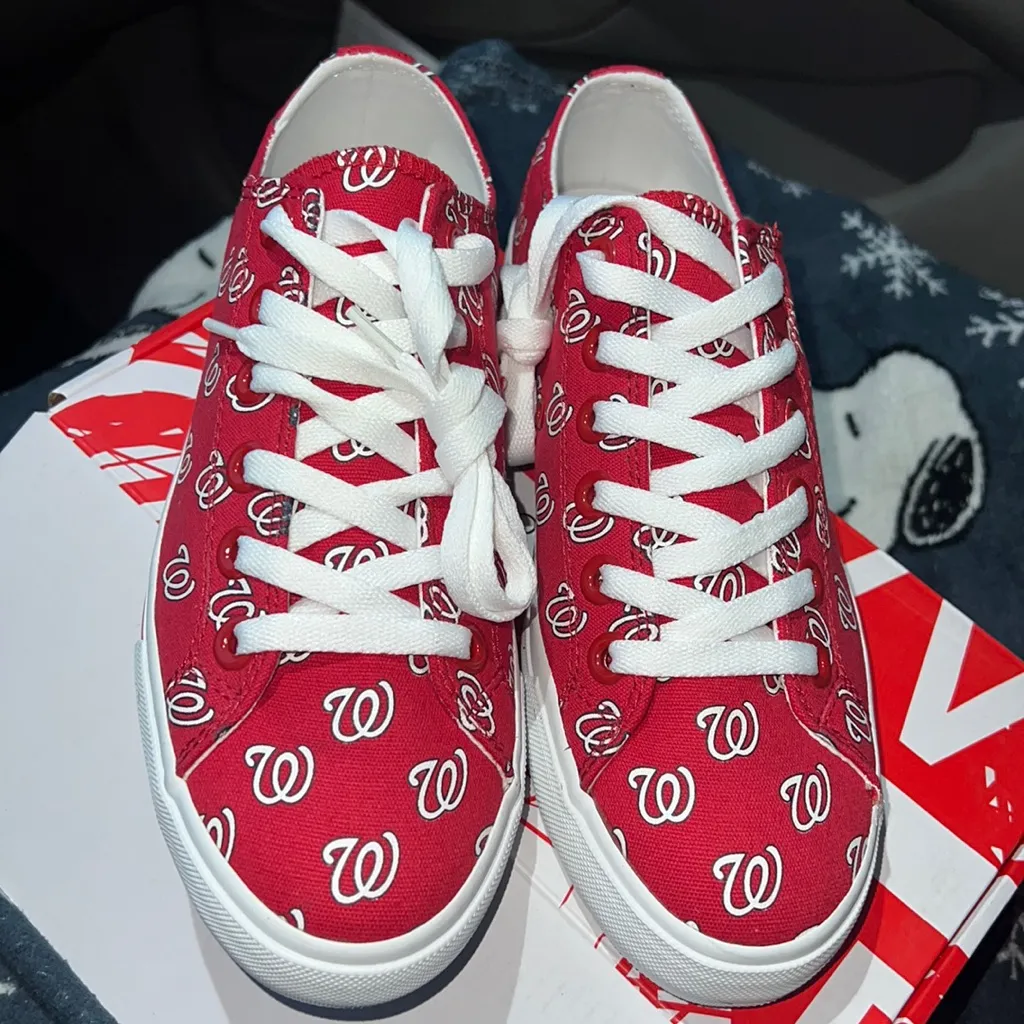 Washington Nationals Row One Shoes Red Size 6.5 - Image 2