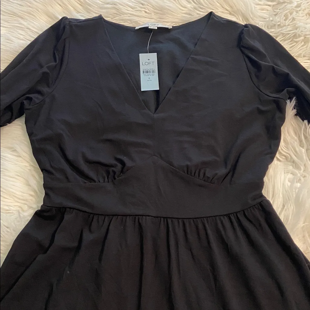 LOFT Black Long Sleeve V-Neck Dress size 6P brand new length 35” bust 32” - Image 7