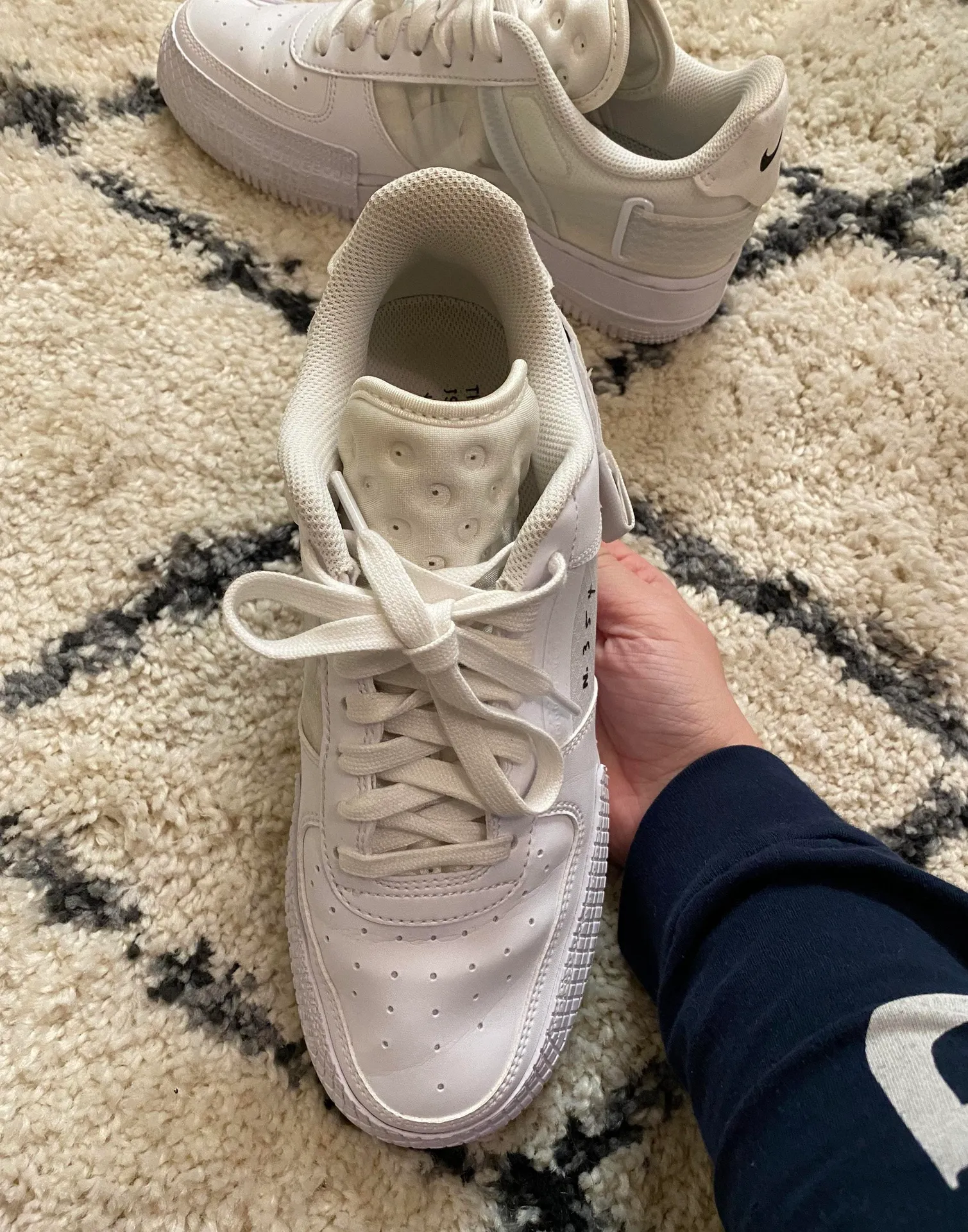 Nike Air Force 1 Triple White - Image 4