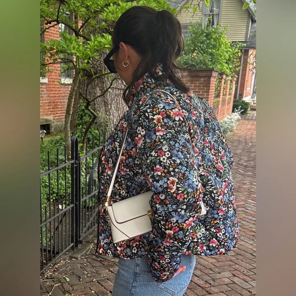 Floral Puffer Jacket Size XS - Image 3