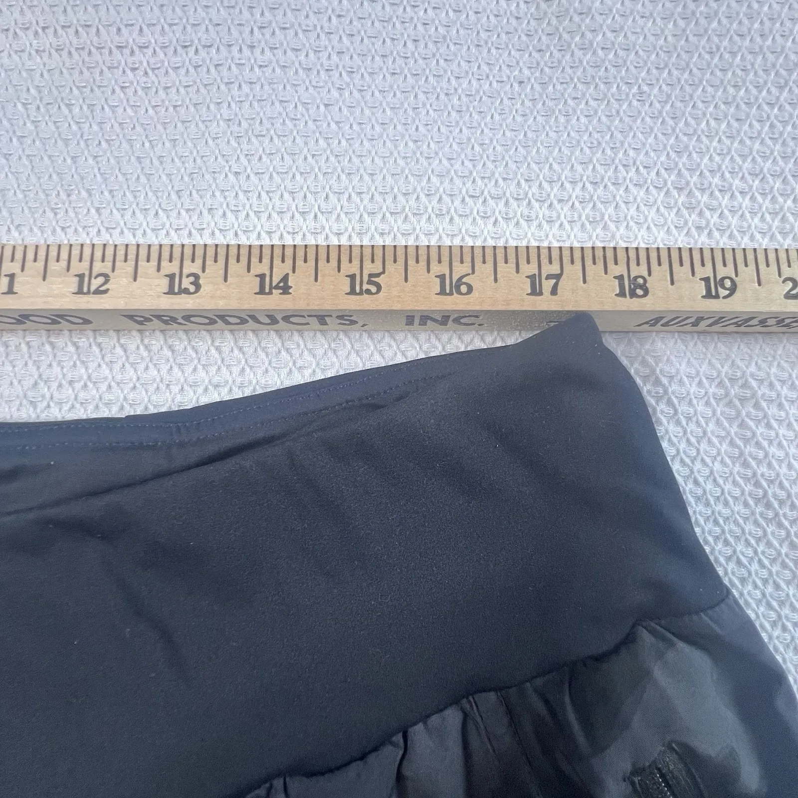 Maskert Plus Size XXL Women's Black Camo Athletic Running Shorts with Pockets‎ - Image 4