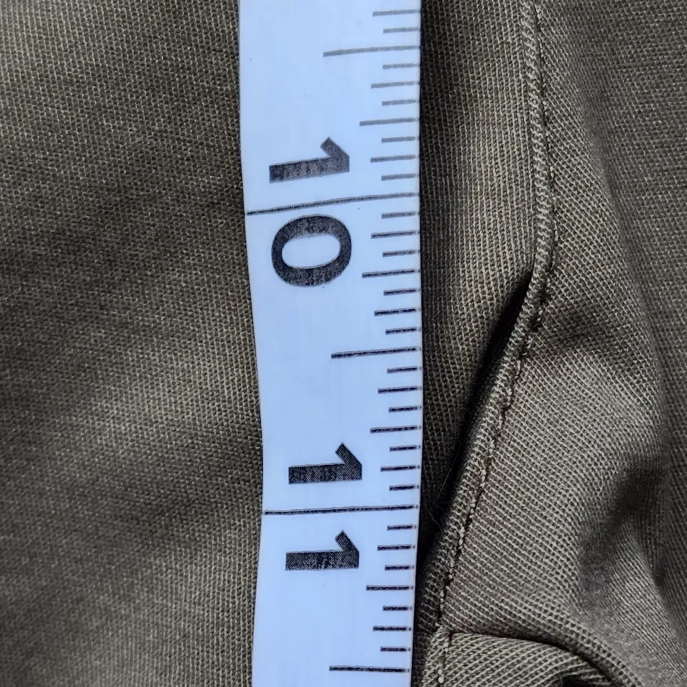 Anthropologie The Fifth Label Olive Symbolic cropped pants size 10 - Image 8