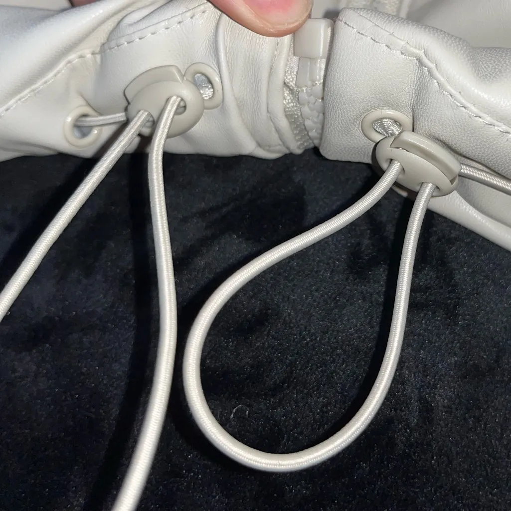 Pleather puffer vest - Image 7