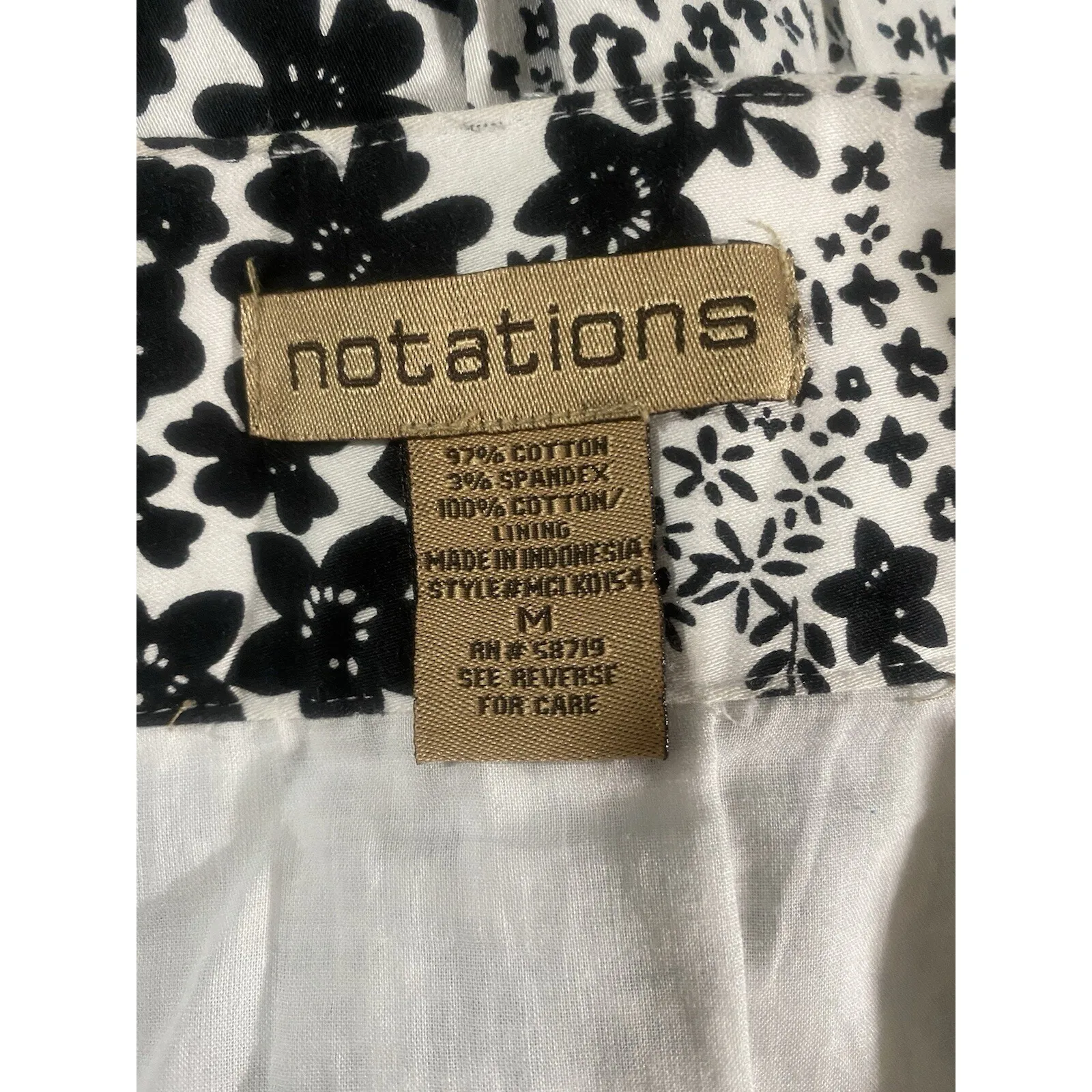 Notations Black/White Floral A-line‎ Ruffle Lined Skirt Size Medium - Image 7