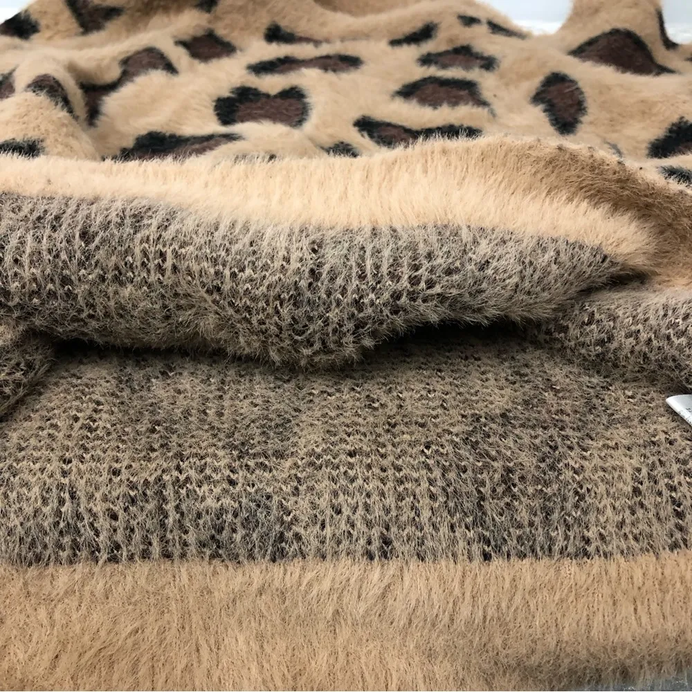 Pink Lily Animal Print Cold Shoulder Sweater womens Large very soft cheetah - Image 7