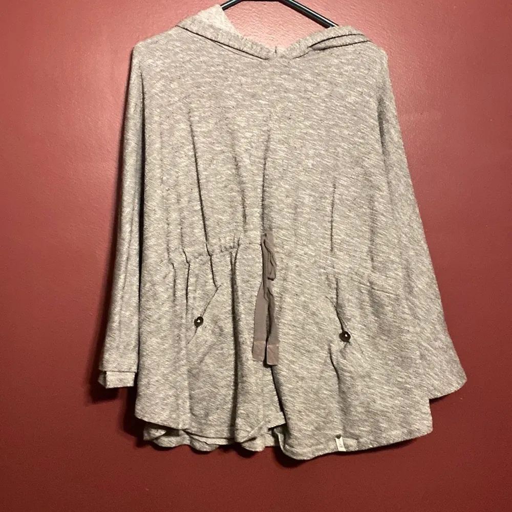 Roxy  scoop dance pancho hoodie​​​​ - Image 3