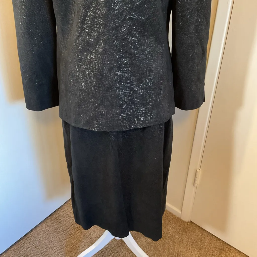 Vintage Count Romi Black Suede Elegant Black Pencil Skirt Suit Size 14 - Image 9