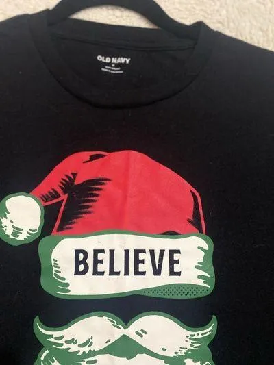 Old Navy Holiday-Graphic T-Shirt for Men - Image 2