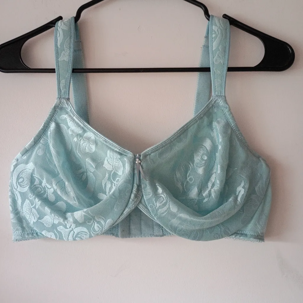 Light Blue Floral Embroidered Full Coverage Bra 42D Supportive Comfort Fit - Image 2