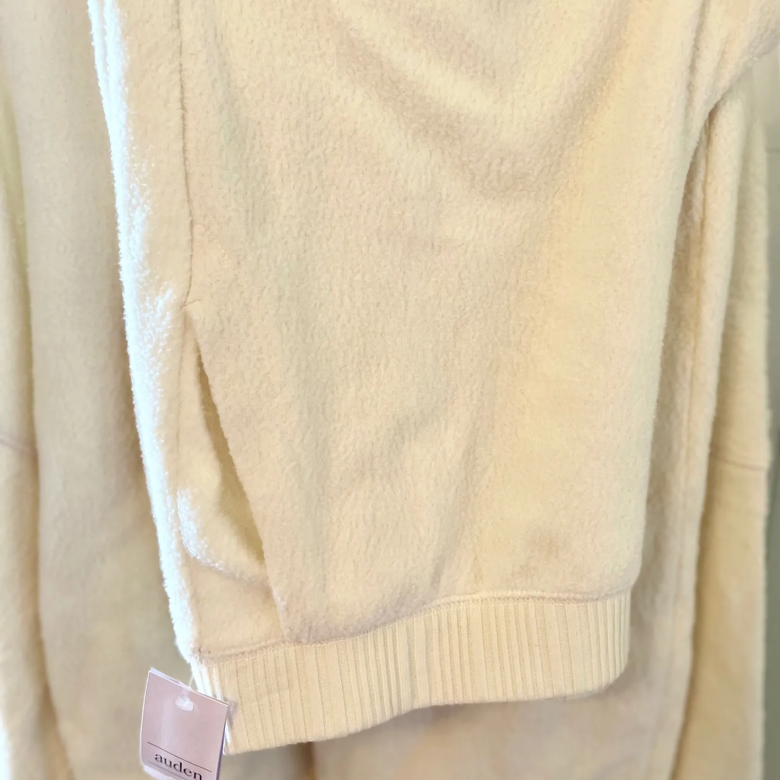Auden Cream Fuzzy Lounge Set Sweatshirt Joggers Women Size L Cozy Loungewear Size L - Image 2