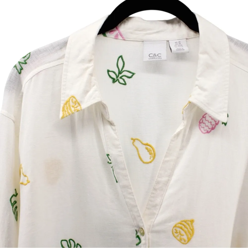 NWOT C&C California Linen Blend Embroidered Buttonup Resort‎ Vacation 2X - Image 3