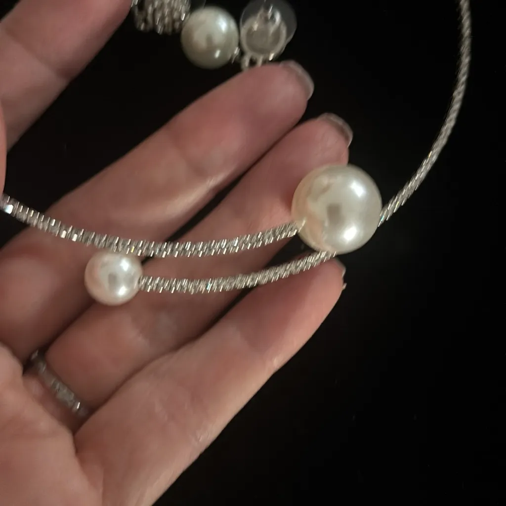 New Timeless Silver choker style Pearl Necklace set - Image 5