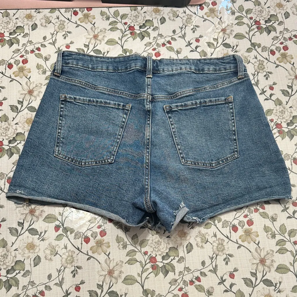 Old Navy higher high-rise sky hi A-line Button-Fly Denim blue Shorts size 16 - Image 4
