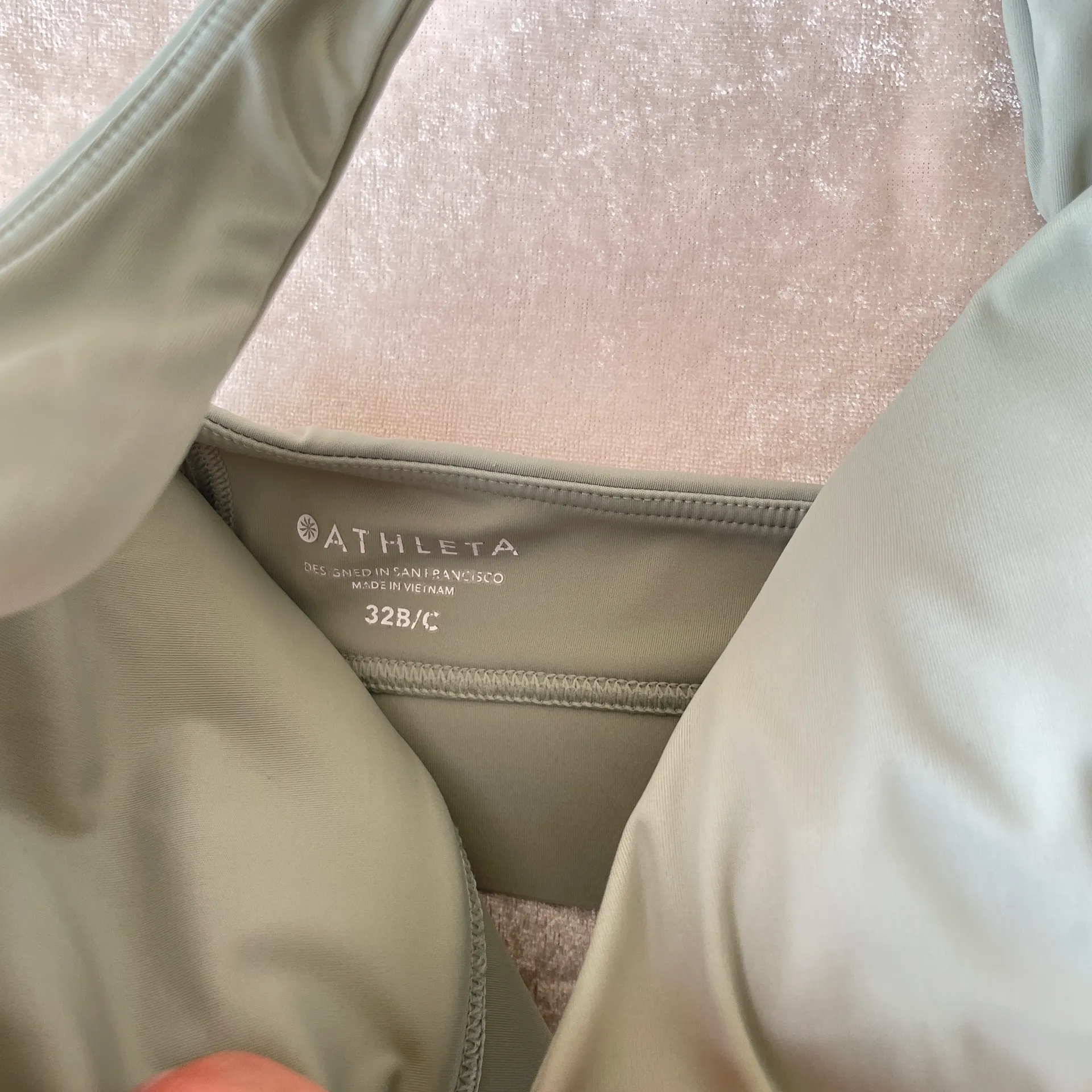 sports bra XS - Image 3