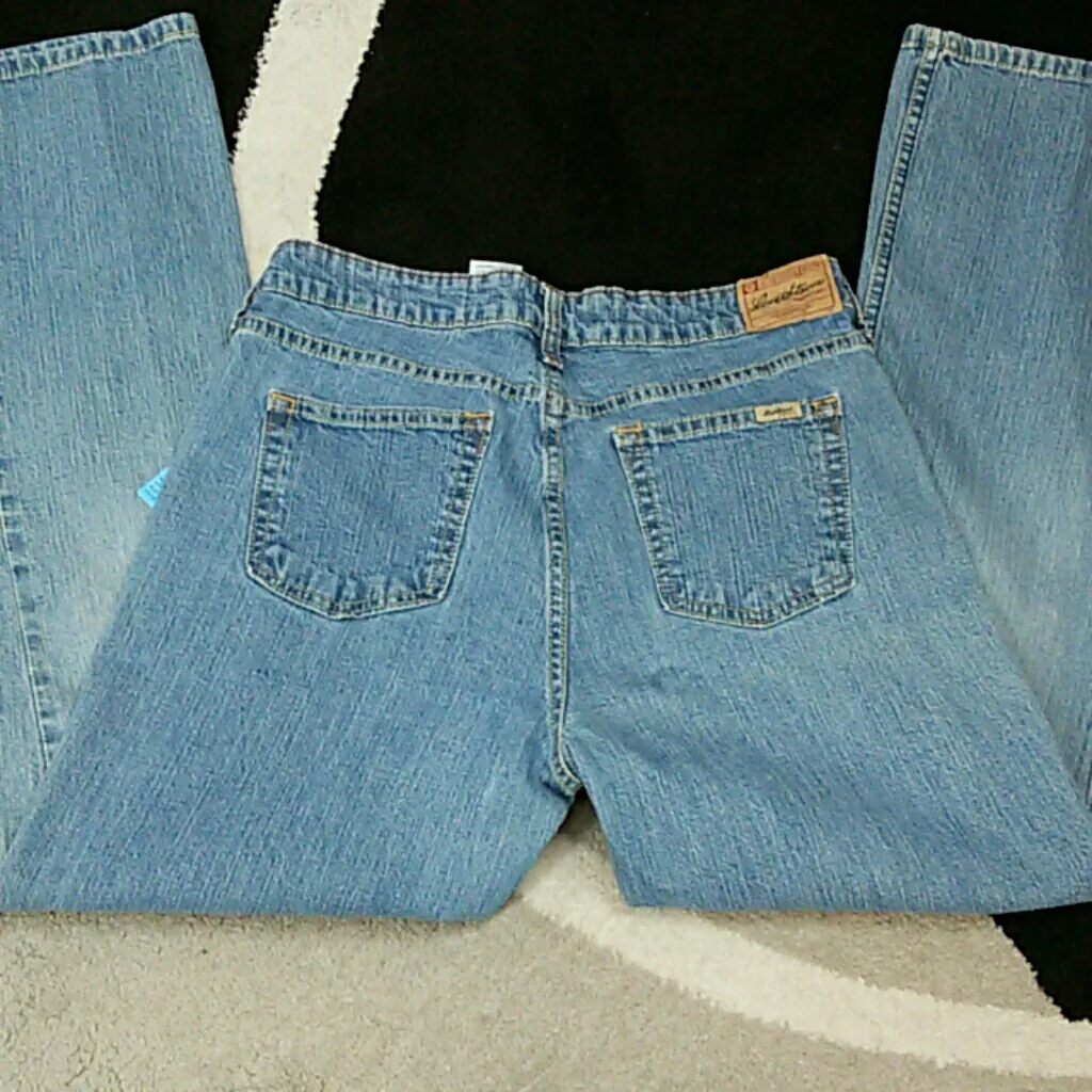 Ladies Boot cut Jeans - Image 4