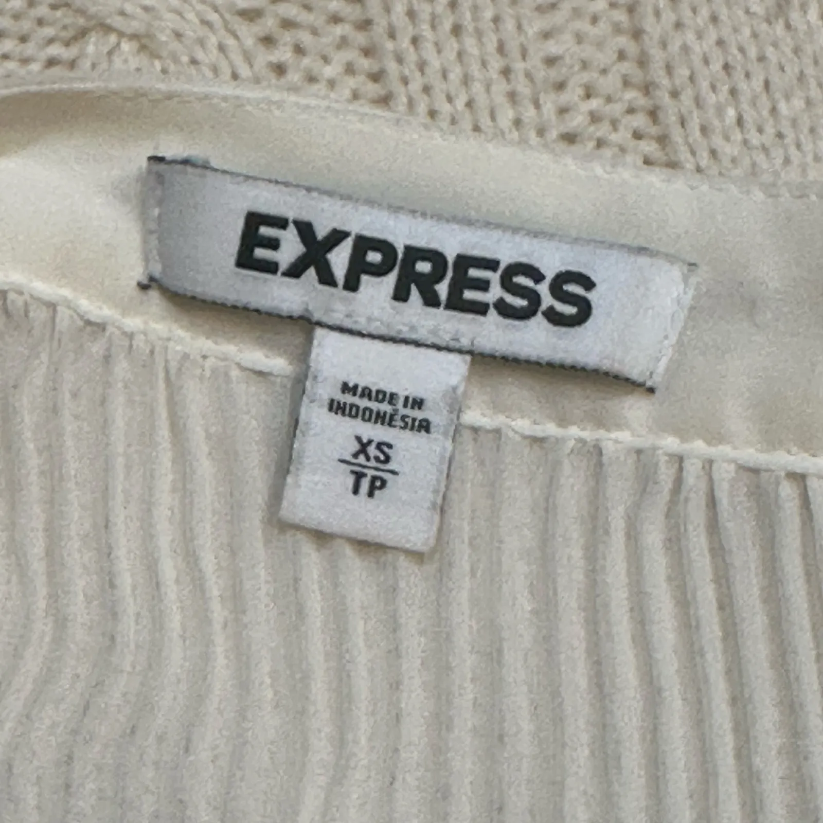 Express Cream Crinkle Long Sleeve Blouse sz XS CottageCore - Image 4