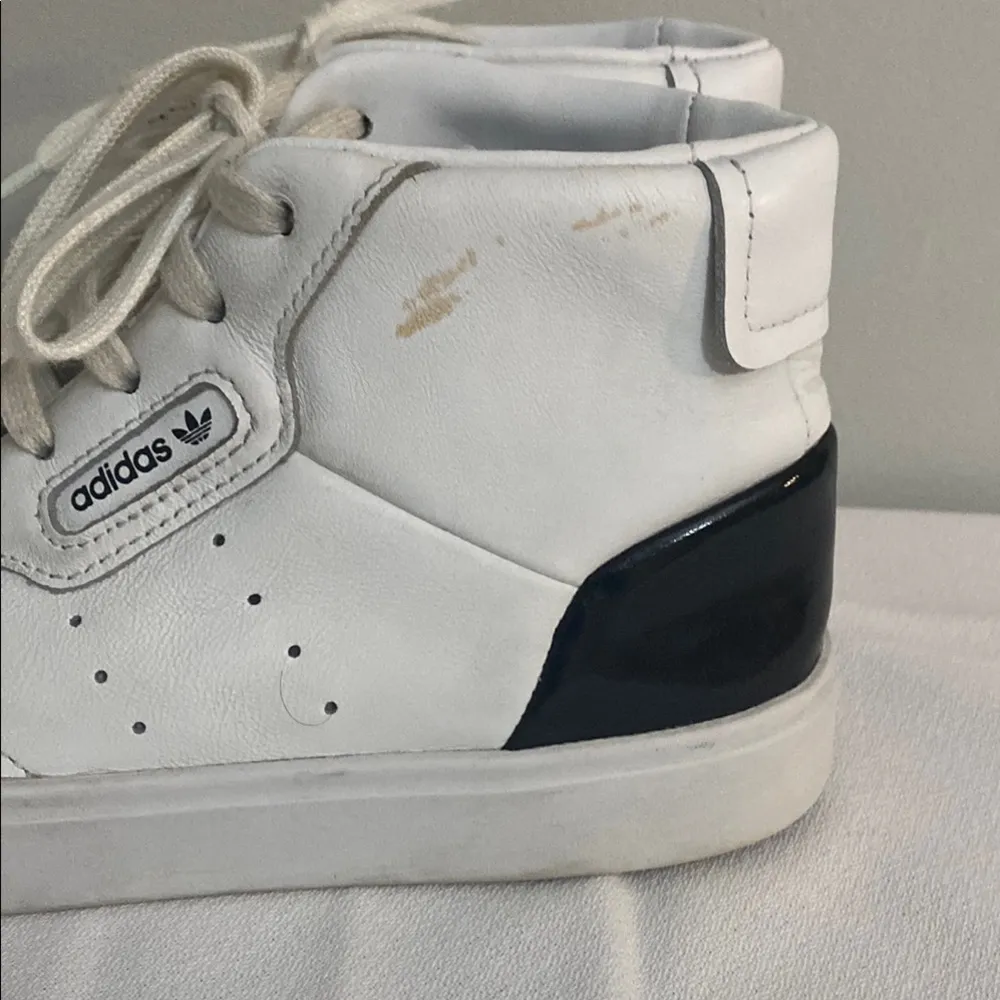 Adidas Sleek women’s White and Black High-Top Sneakers size 7 - Image 6