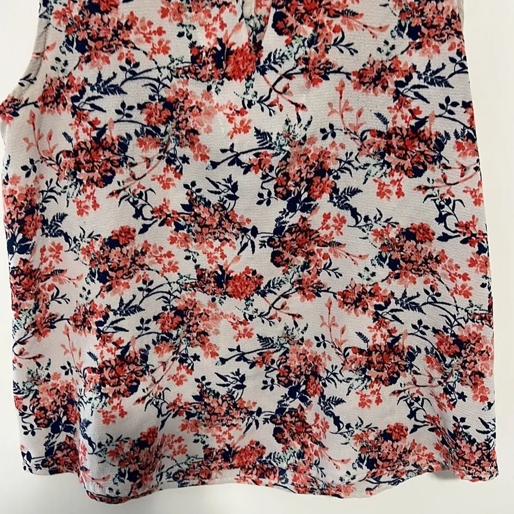 PAPER Crane Floral Top Size Small EUC - Image 3