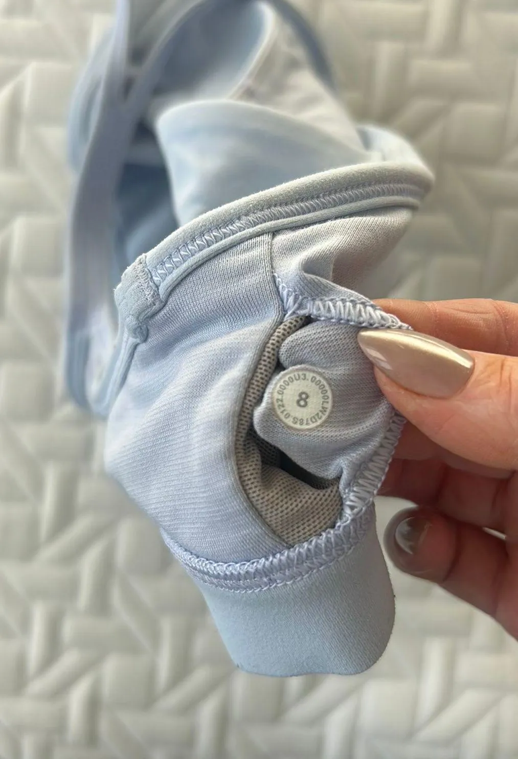 Lululemon Flow Y bra (adjustable/size 8/pastel blue) - Image 4