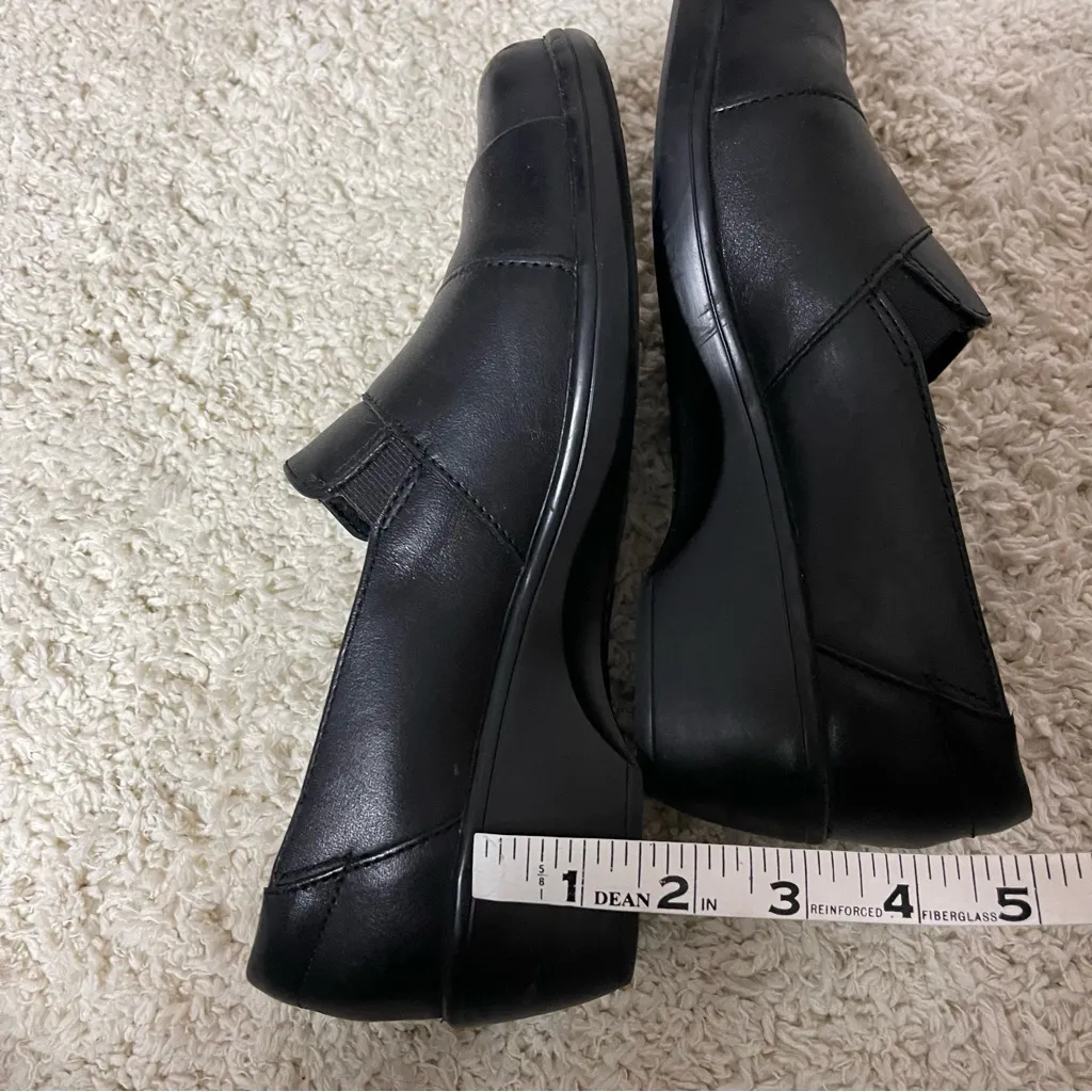 Clarks Black Women's Loafers - Image 11
