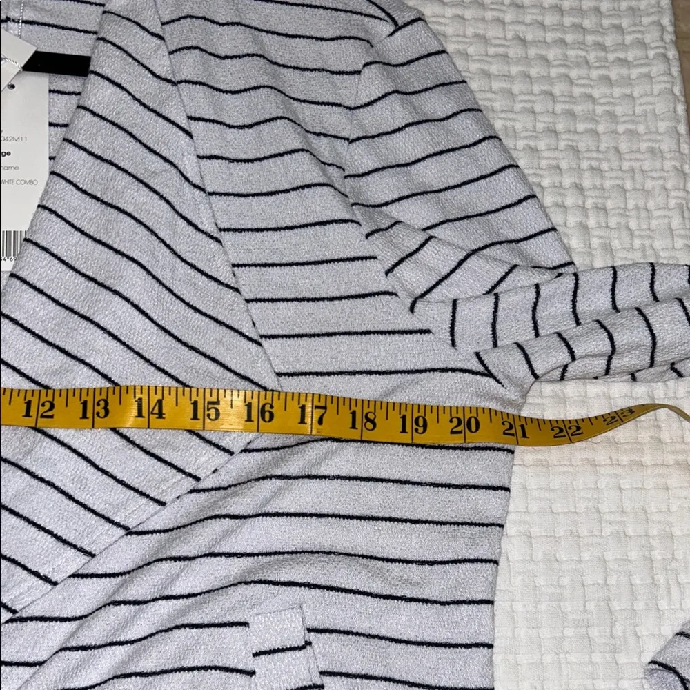 Adyson Parker Gray Striped Cardigan - Image 12