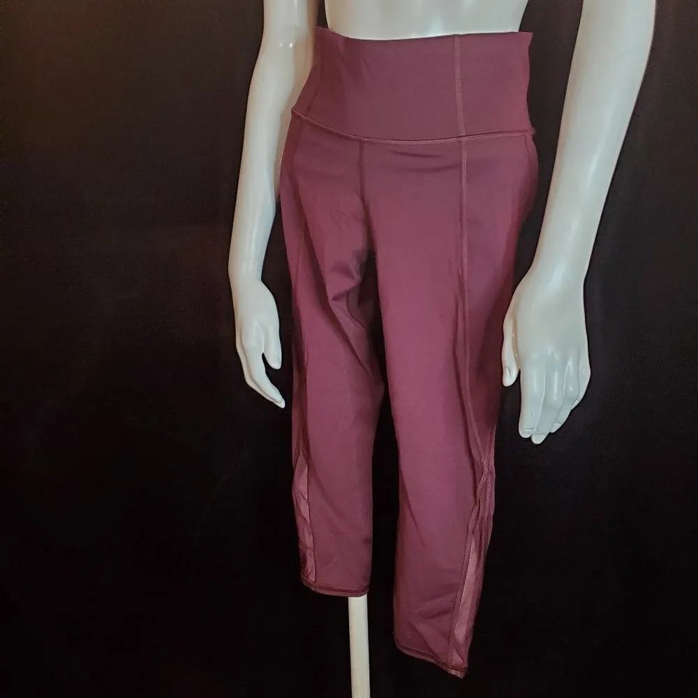 Athleta Antique Burgundy Lightning Capris (XS) - Image 5