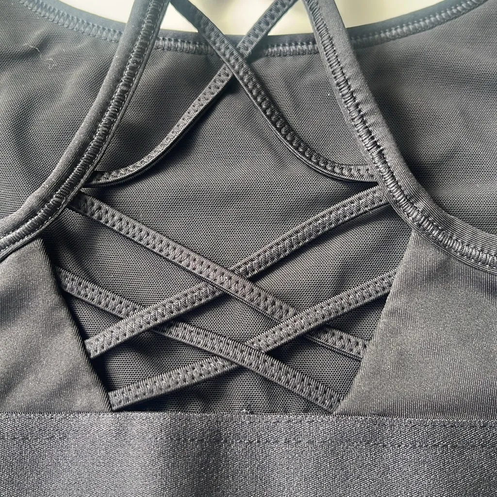 Victoria's Secret Sport Racerback Criss Cross Strap Sports Bra Black XS - Image 3
