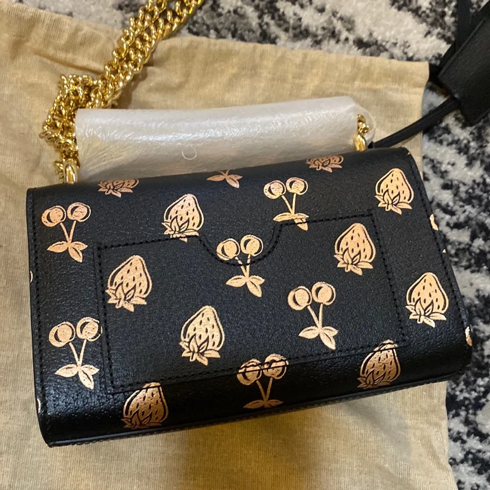 Gucci  Padlock Small Berry Shoulder Bag - Image 6