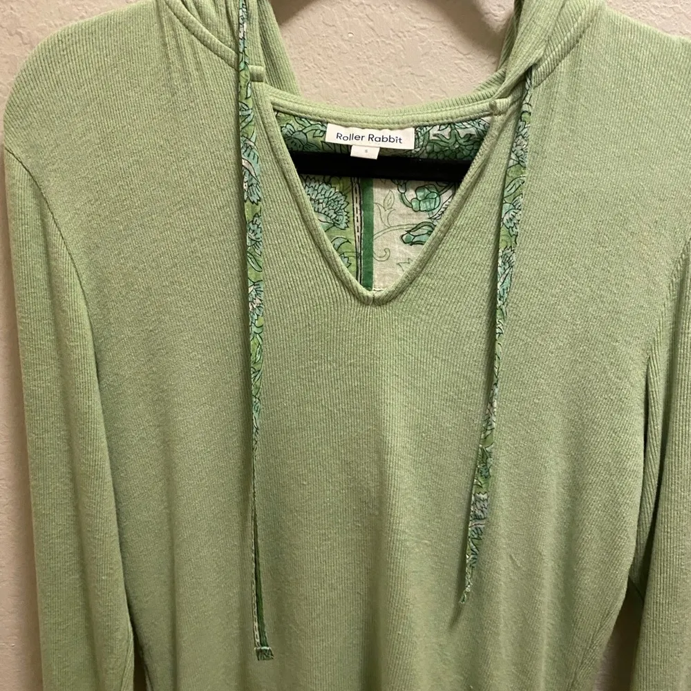 Roller Rabbit Green Lena Ribbed Long Sleeve Hoodie Size Small - Image 4